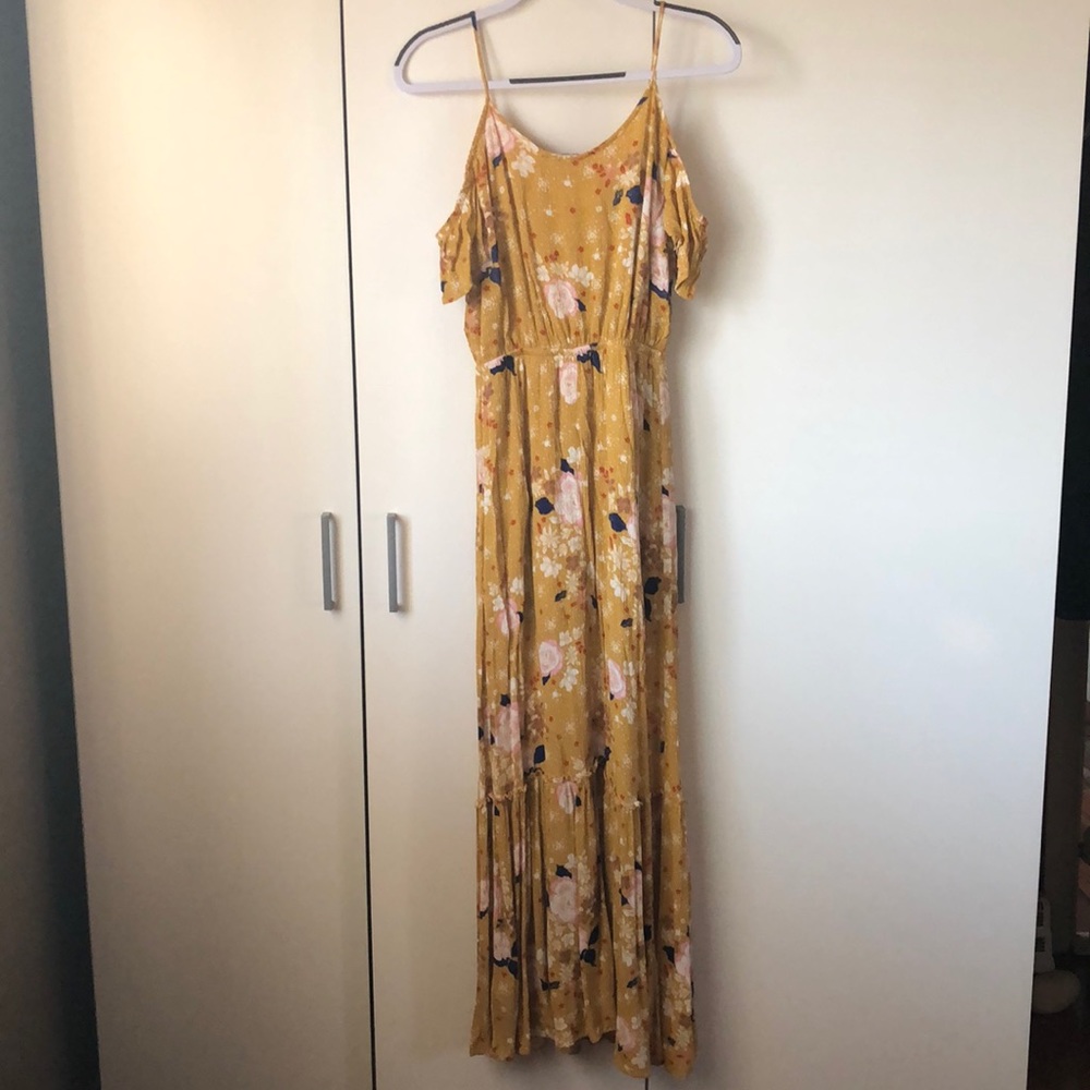 Dress - Picture 3 of 6